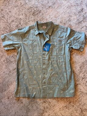 Columbia Short-Sleeve Printed Resort Shirt in Sage Green